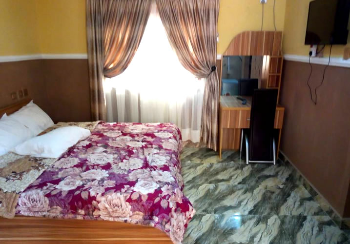 room4